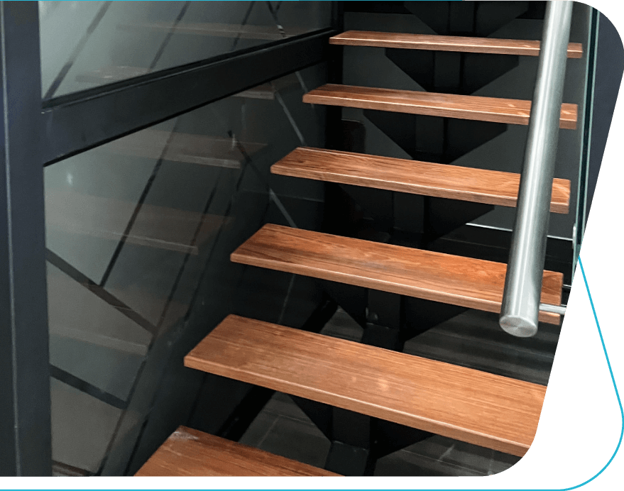img-head-servicios-escalera-izquierda